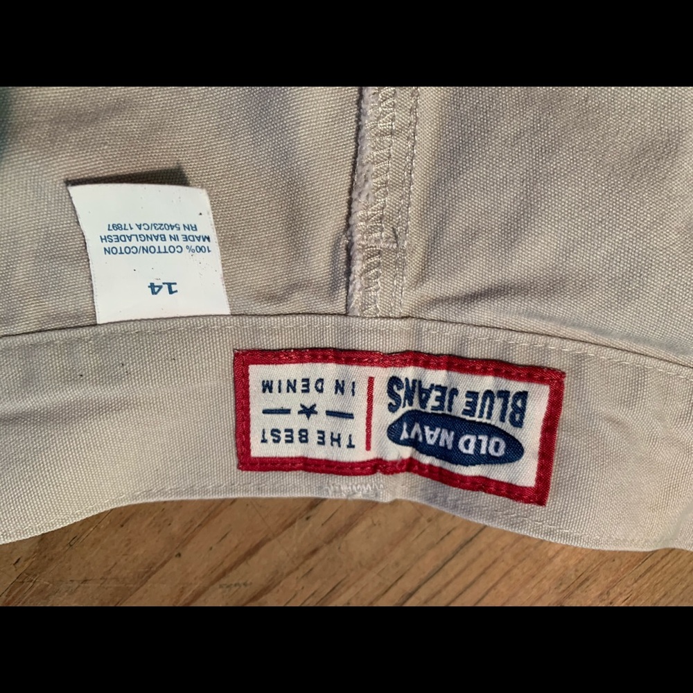 Shorts - Picture 7 of 7
